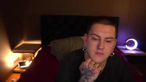 Snapshot of inagoodmood_ chatting on 02.06.25 OTIS and MILIY online show from 02.06.25