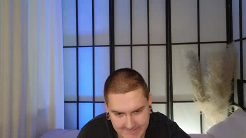 Snapshot of inagoodmood_ chatting on 02.08.25 OTIS and MILIY online show from 02.08.25