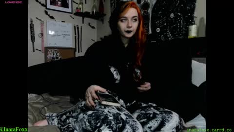 Inarafoxx online show from 12.16.24