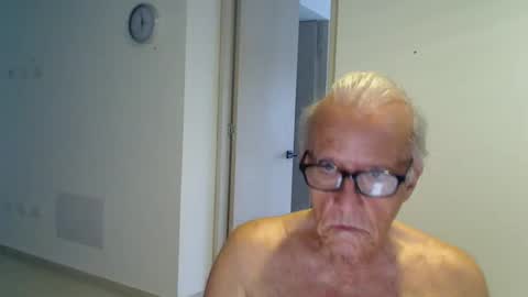 Snapshot of incendiado chatting on 09.13.25 incendiado online show from 09.13.25