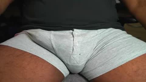 Snapshot of inchesblackuk chatting on 07.07.26 Inches online show from 07.07.26