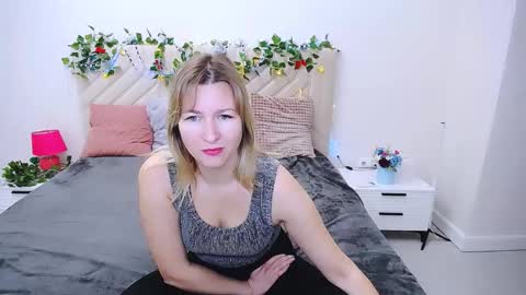 incredible_ariela online show from 10.22.25
