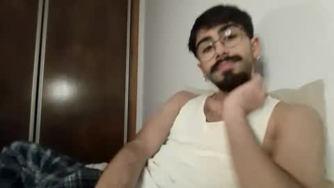 Snapshot of incubusszz chatting on 01.04.25 incubus online show from 01.04.25