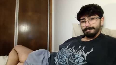 Snapshot of incubusszz chatting on 01.31.25 incubus online show from 01.31.25