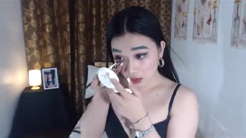 indestructabletrixie online show from 01.08.25