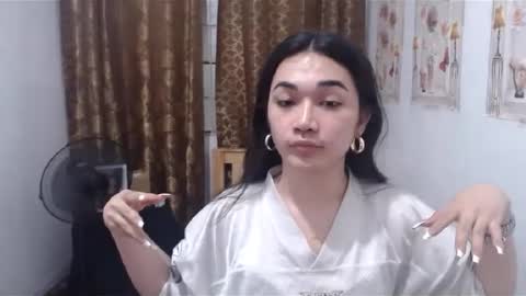 indestructabletrixie online show from 01.21.25