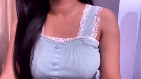 Snapshot of indian_dollneenu chatting on 06.04.26 indain dollmeenu online show from 06.04.26