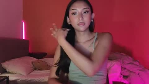 Snapshot of indiana_rouge chatting on 10.17.25 Indiana Rouge online show from 10.17.25