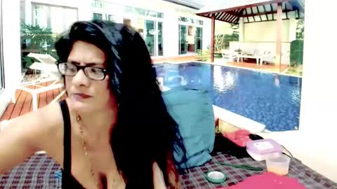 Snapshot of indianallure chatting on 01.27.25 Femiez online show from 01.27.25