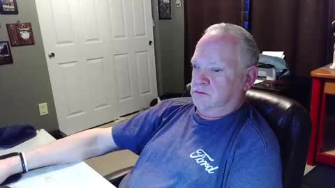 Papa online show from 11.17.25