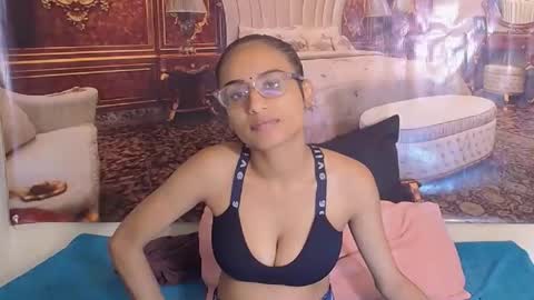 Snapshot of indianbootylicious1 chatting on 02.24.26 nala online show from 02.24.26