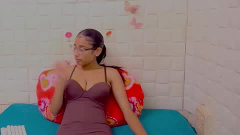 Snapshot of indianbootylicious1 chatting on 02.27.26 nala online show from 02.27.26