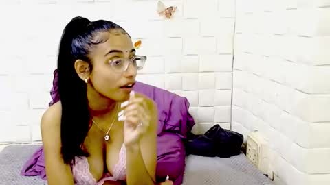 Snapshot of indianbootylicious1 chatting on 03.21.26 nala online show from 03.21.26