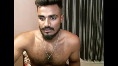 Snapshot of indianbull2023 chatting on 05.18.26 indian slim boy with big for u online show from 05.18.26