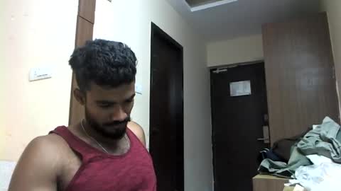Snapshot of indianbull2023 chatting on 07.01.26 indian slim boy with big for u online show from 07.01.26