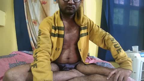 Snapshot of indiancumking chatting on 01.11.25 inindiancumking online show from 01.11.25