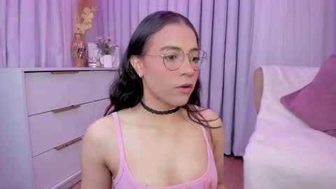 Snapshot of indiancutie_ chatting on 09.11.25 MIA online show from 09.11.25