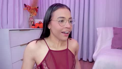 Snapshot of indiancutie_ chatting on 10.10.25 MIA online show from 10.10.25