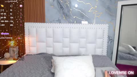 LITTLE AINHOA  online show from 01.08.25