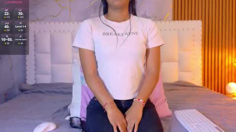 LITTLE AINHOA  online show from 03.18.26