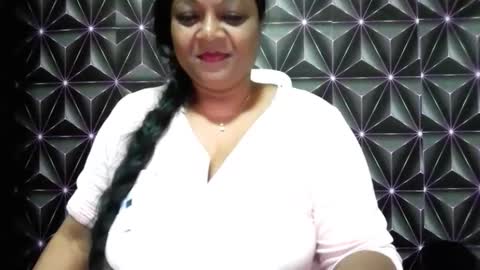 indiandelia online show from 09.12.25