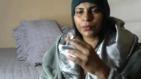 Snapshot of indiandreams_ chatting on 07.06.26 Palavi online show from 07.06.26