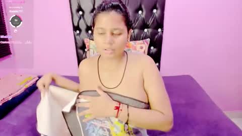 PARADISEQUEEN online show from 01.04.25