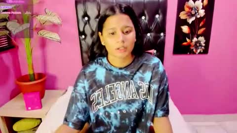 PARADISEQUEEN online show from 03.03.26