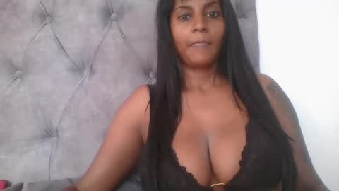 Snapshot of indianjasmin chatting on 12.03.24 priya online show from 12.03.24