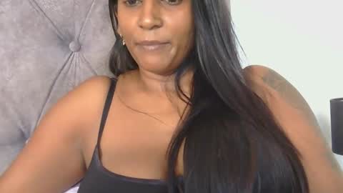 Snapshot of indianjasmin chatting on 05.30.26 priya online show from 05.30.26