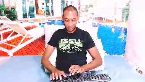 Snapshot of indianmagicmike69 chatting on 02.03.26 indianmagicmike69 online show from 02.03.26