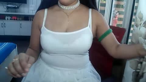 Snapshot of indianrads9 chatting on 05.18.26 Radha online show from 05.18.26