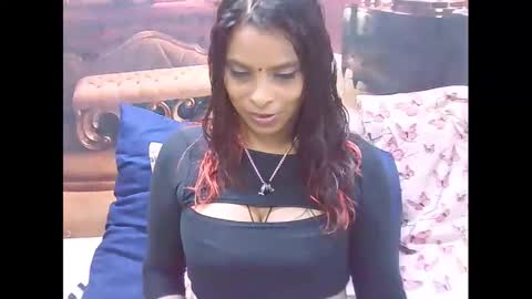 indiansexyass4u2luv online show from 02.24.25