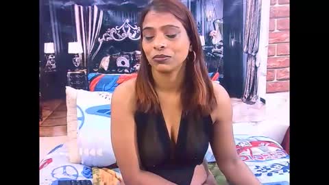 Snapshot of indiansexyass4u2luv chatting on 05.06.26 indiansexyass4u2luv online show from 05.06.26