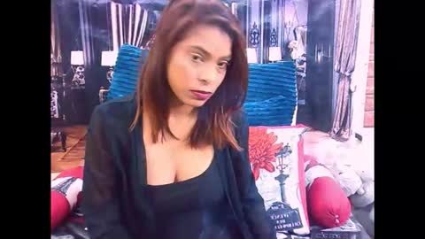 Snapshot of indiansexyass4u2luv chatting on 05.25.26 indiansexyass4u2luv online show from 05.25.26