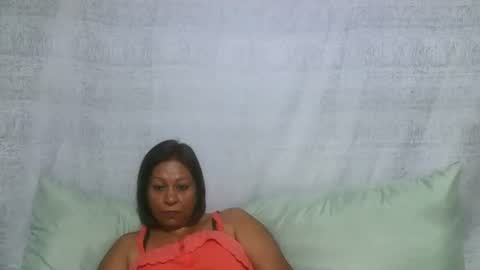 Snapshot of indiansexymilf chatting on 06.15.26 candice online show from 06.15.26