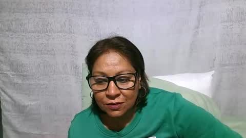 Snapshot of indiansexymilf chatting on 06.22.26 candice online show from 06.22.26