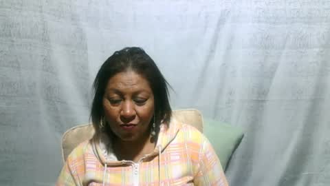 Snapshot of indiansexymilf chatting on 07.14.26 candice online show from 07.14.26