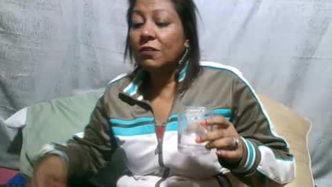 Snapshot of indiansexymilf chatting on 07.15.26 candice online show from 07.15.26