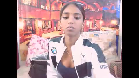 indiansexyslender4u2luv online show from 01.23.25