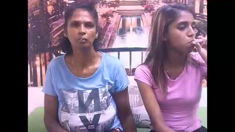 indiansexyslender4u2luv online show from 01.31.25