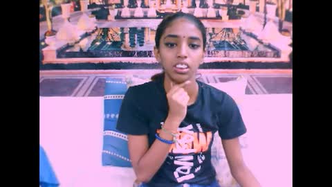 indiansexyslender4u2luv online show from 02.04.25