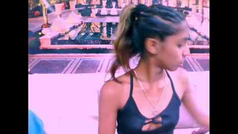 indiansexyslender4u2luv online show from 02.19.25