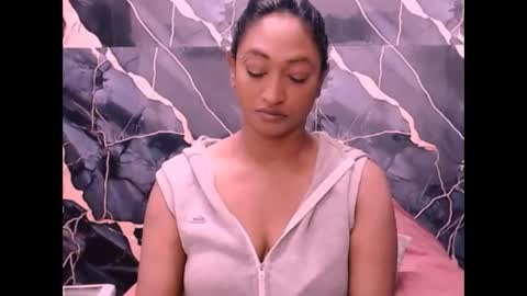 Shreya online show from 10.01.25