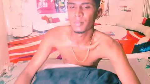Snapshot of indianthuggin chatting on 11.10.25 BabyFace online show from 11.10.25