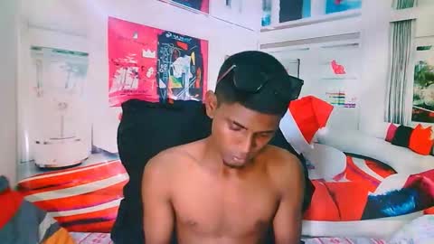 Snapshot of indianthuggin chatting on 12.15.25 BabyFace online show from 12.15.25