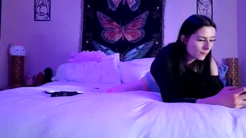 Snapshot of indigobay chatting on 02.27.26 Indigo Bay online show from 02.27.26