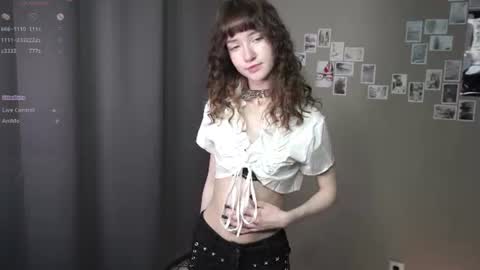 Snapshot of indiramcclamroch chatting on 06.11.26 My name Nancy online show from 06.11.26