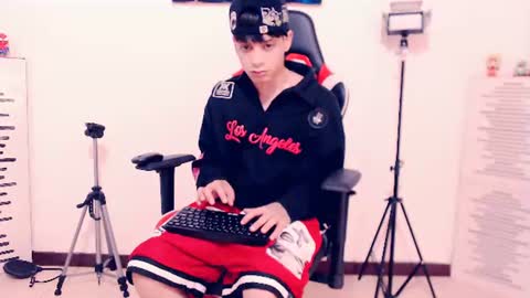 Snapshot of indomitablebeast chatting on 07.02.26 matias online show from 07.02.26