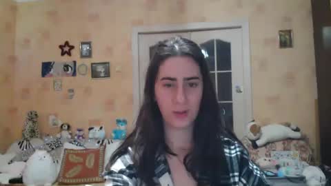 Snapshot of inelika chatting on 12.24.24 Inna  online show from 12.24.24